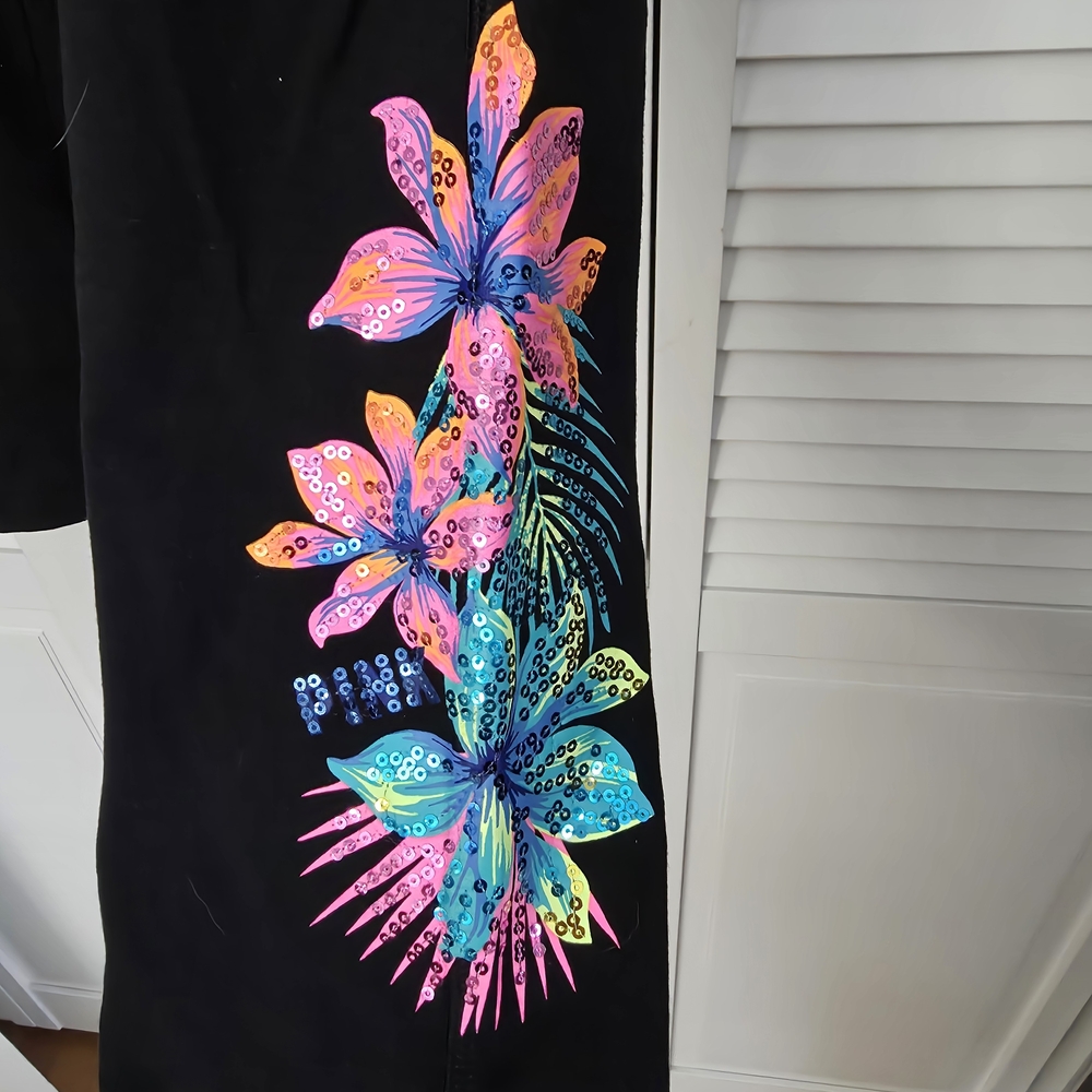 Victoria's Secret Pink Ultimate Tropical Yoga Leggings